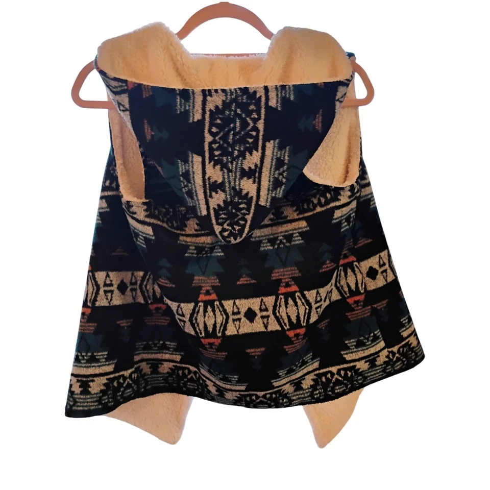 TAKARA NIÑAS L Azteca Sherpa Chaleco Sin Mangas Plumero Chaqueta Frente Abierto Boho Acogedor Foto 2 de 4