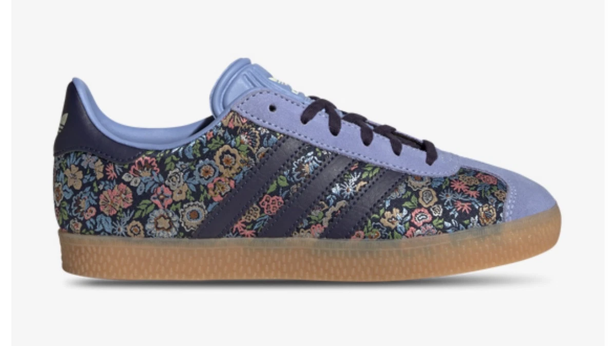 adidas gazelle silver green womens Big Kids adidas Superstar Shoes White HR0317