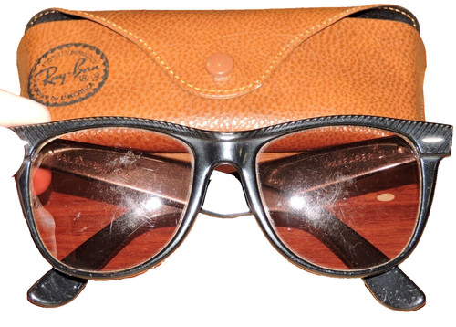 VTG B&L Ray Ban Bausch & Lomb Black Stripe Wayfarer II Street Neat PARTS/REPAIR
