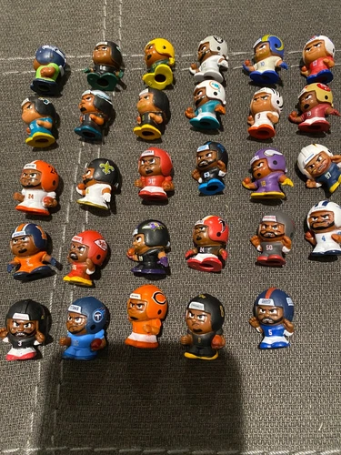 NFL Teenymates Series 12 1" Player Figurines & Puzzle Pieces Pick Yours