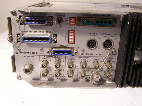 R&S Bediengrät GB 501 mit VHF-UHF-Empfänger 20...1000MHz ESM 1002 - Bild 8 von 8