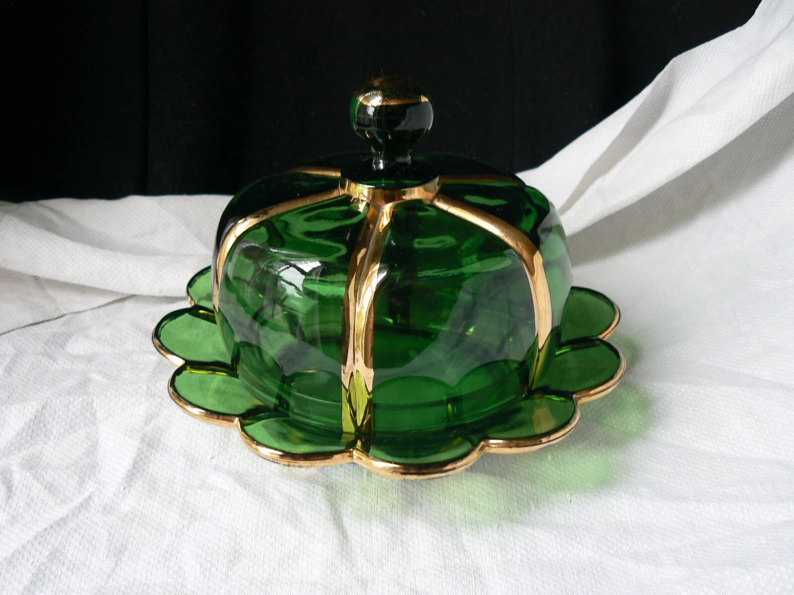 X-Ray Covered Butter Emerald Green / worn gold Riverside Glass Works 1896. EAPG