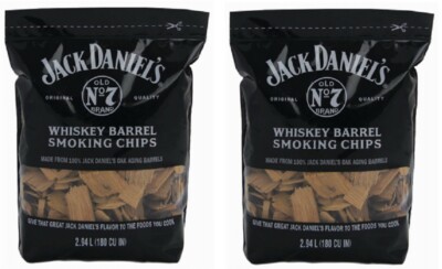 Jack Daniel's 180 cu in 01749 Whiskey Barrel Smoking Chips - Pack of 2