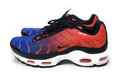 nike tn gradient red