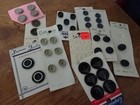 Lg Vtg Lot of 71 cards of BUTTONS-various Brands-Lansing,La Petite,La Mode,++ — photo 8