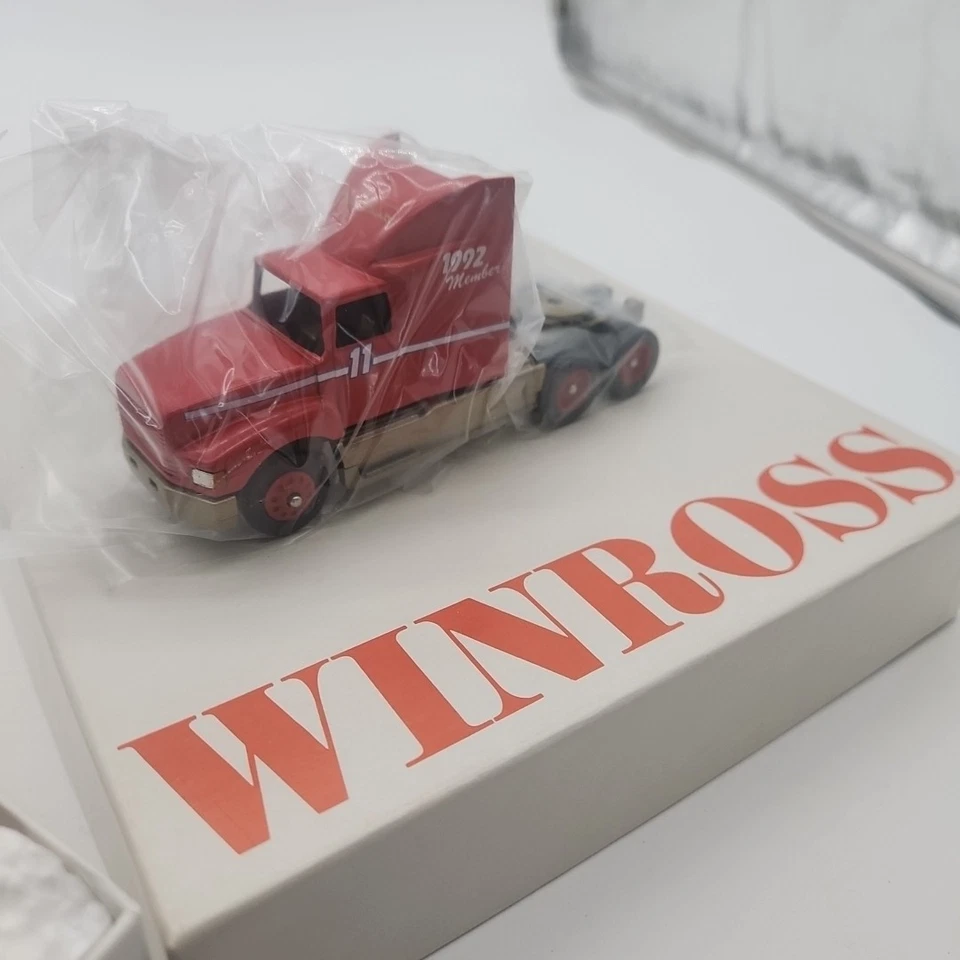 Camión Ford Budweiser Winross 1992 Bill Elliott Fan Club #11 1/64 Foto 4 de 4