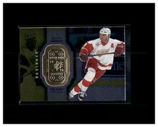 1998-99 SPx Finite - Brendan Shanahan #32 Radiance /4750 Detroit Red Wings