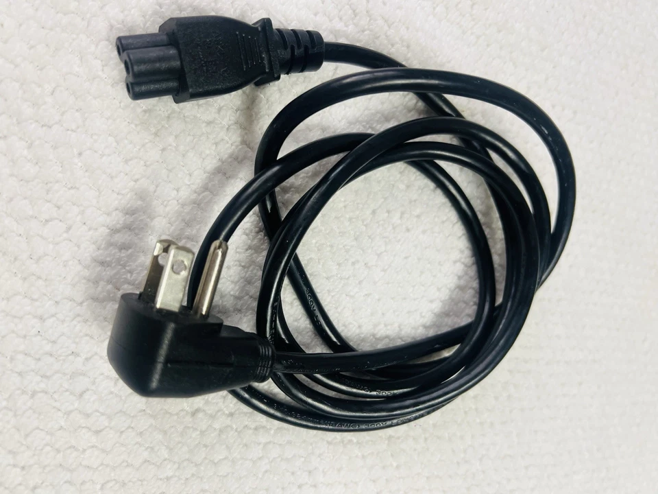 3-prong Cable C5 Connector - Image 2 of 2