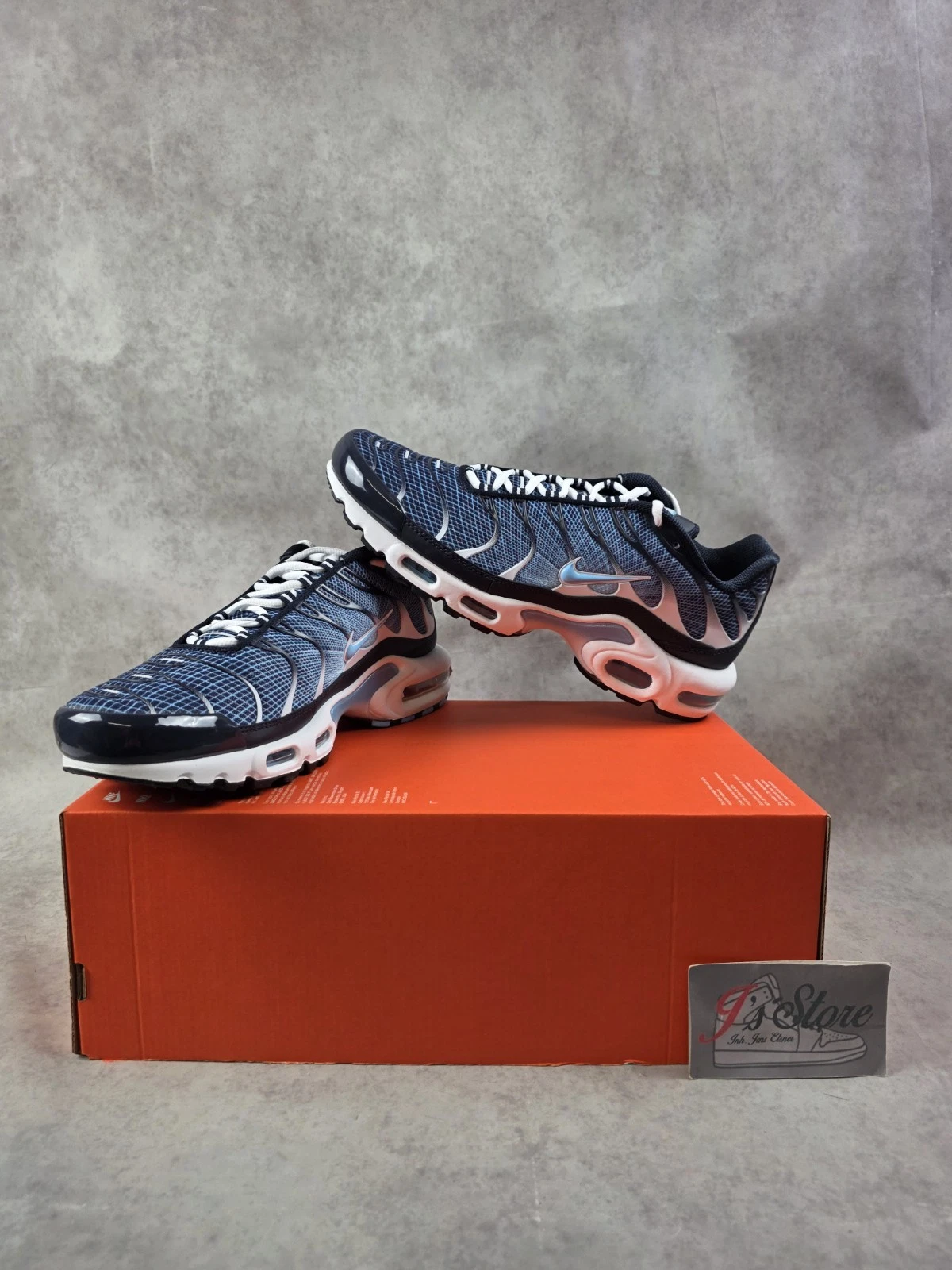 Refurbished Nike Air Max Plus TN IH4460-400 Gr.46