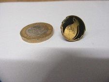 RARE VINTAGE ENAMEL BELSTAFF PIN BADGE COUNTRYMAN WAX JACKET