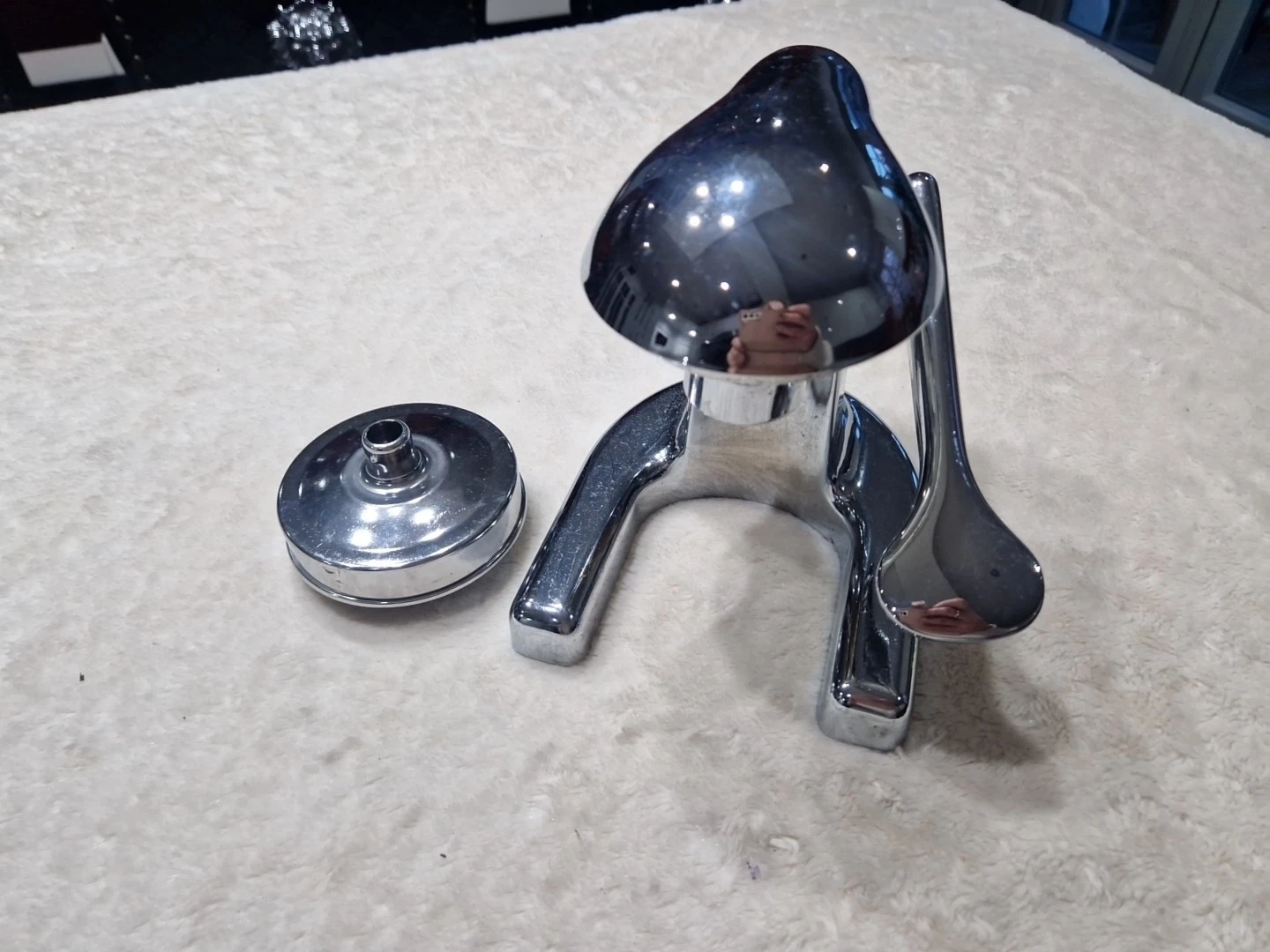 Vintage Metrokane Vintage Mighty OJ Citrus Manual Juicer. Chrome