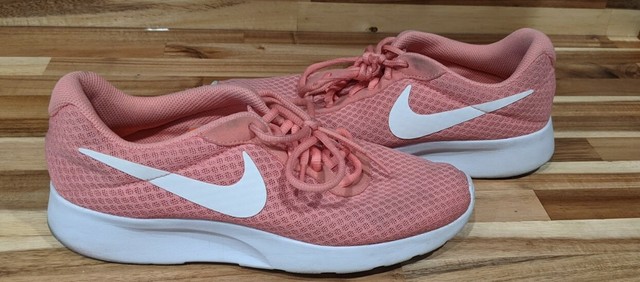nike tanjun pink