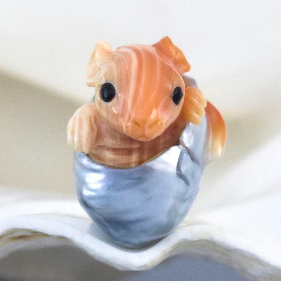 GIANT South Sea Baroque Pearl & Carved Apricot Shell Rat undrilled 5.67 ...