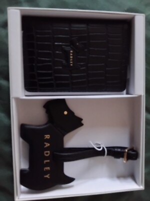 RADLEY BLACK PASSPORT HOLDER AND LUGGAGE TAG