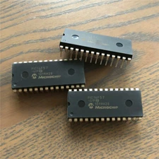 1pc New PIC16F57-I/P 8-Bit Flash RISC MCU PDIP28