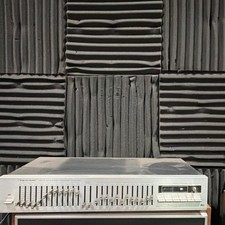 Realistic 31-2020 Twelve Band Stereo Analog Equalizer Silver RCA Inputs Outputs