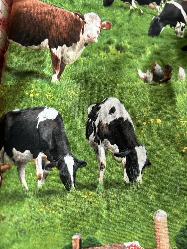 Elizabeth’s Studio Ranch Scenic Horse Quilt Craft Cotton Fabric 42”x 27” - Image 4 of 4