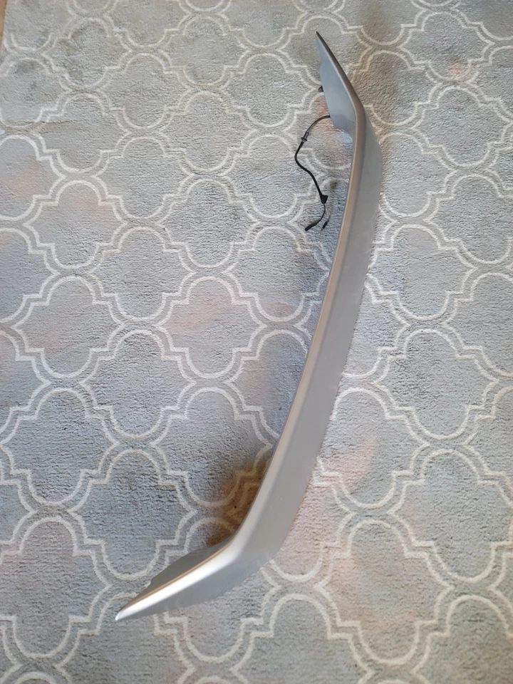 2001 to 2005 Honda Civic Coupe Rear Spoiler Third Brake Light Wing OEM SILVER - Image 2 of 4