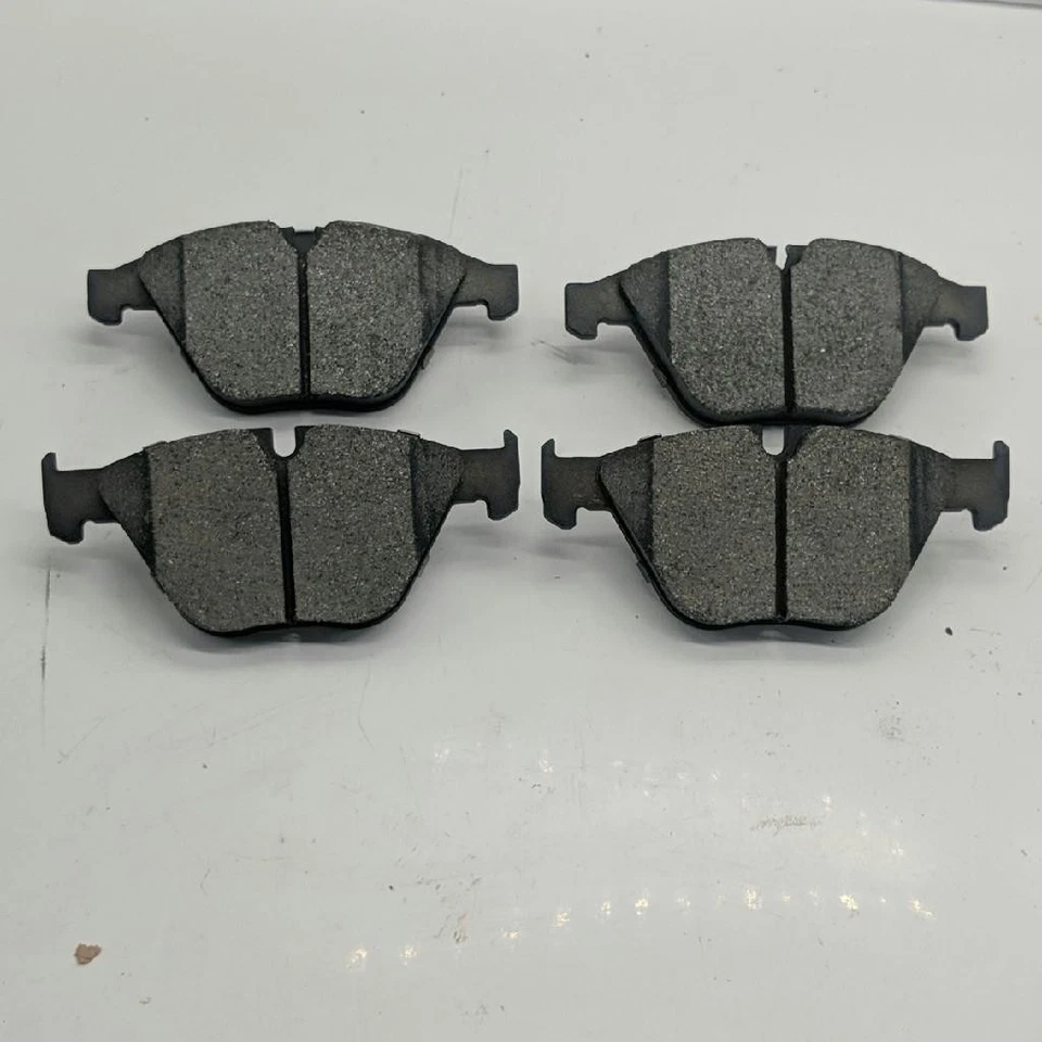 Bosch QuietCast BC918 Se Adapta a BMW Z4 Serie 1 M 3 Juego de Pastillas de Freno Delanteras Cerámicas Nuevo de Lote Antiguo Foto 2 de 4