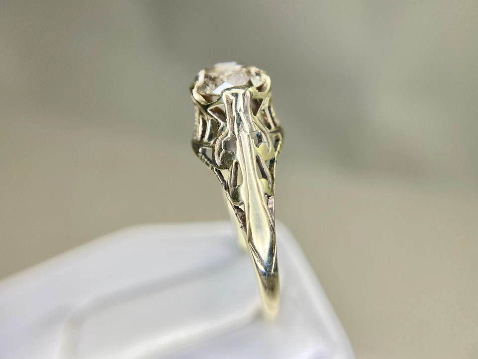 Vintage Art Deco Yellow Gold Natural Round Diamond Filigree Engagement Ring - Image 4 of 4