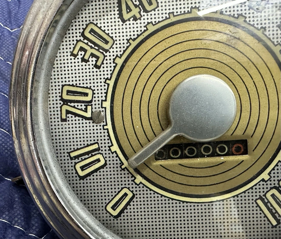 Velocímetro Ford Super Deluxe 1947 1948 original vintage 47 48 sin millas cero antiguo Foto 4 de 4