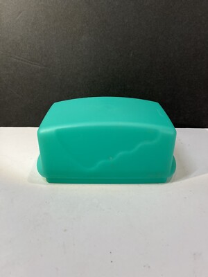 Tupperware Impressions Covered Butter Dish Keeper Green Holds Two Sticks Butter