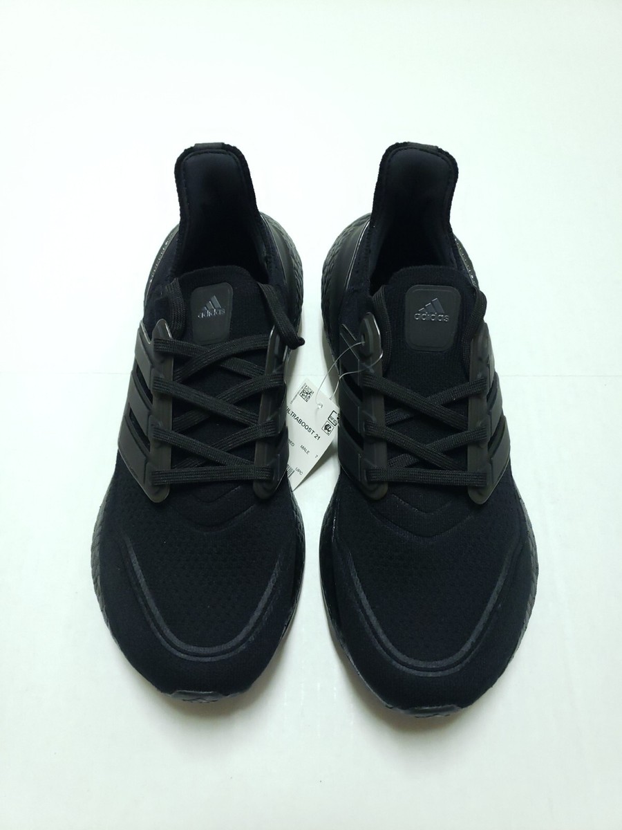 Adidas Ultraboost 21 Triple Black Running Shoes Sneakers  display picture 2