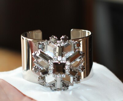 Kate Spade SPACE AGE FLORAL MOD ART DECO 3-D CLUSTER BANGLE BRACELET CUFF SILVER