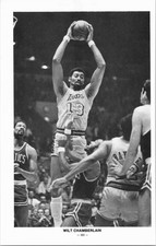1971 Los Angeles Lakers NBA Action - Wilt Chamberlain - Vintage Basketball Page