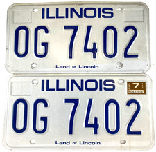 Vintage Illinois 1982 Auto License Plate Set Pair 0G 7402 Garage Pub Wall Decor