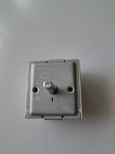 Energieregler Regler Schalter EGO 50.55071.100 Backofen für Electrolux 305170623