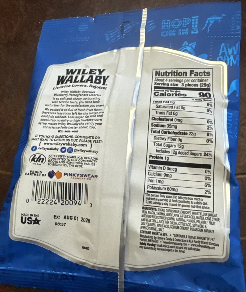 Wiley Wallaby Soft & Chewy 4 oz. BLUEBERRY POMEGRANATE Gourmet Licorice - Image 2 of 2