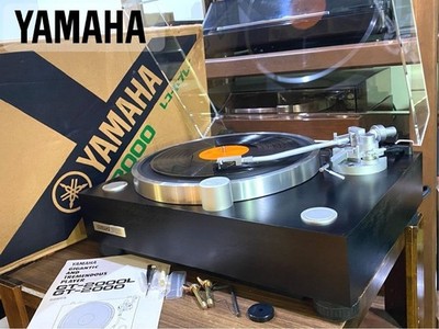 YAMAHA GT-2000 Turntable Plattenspieler mit Originalkarton Full Set Serviced