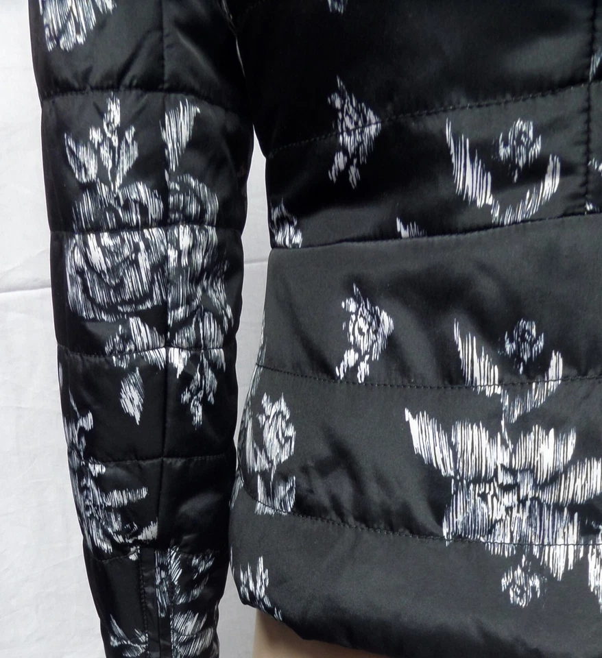 БЕЛЫЙ ДОМ ЧЕРНЫЙ РЫНОК ЧЕРНЫЙ ЦВЕТОЧНЫЙ ПУХОВИК УПАКОВЫВАЕМЫЙ СТЕГАНАЯ КУРТКА SZ: S НОВЫЙ С ЯРЛЫКАМИ - Изображение 2 из 4