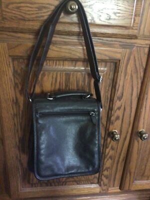 Vintage Women's Black Leather Shoulder Strap Purse Carlo D'Santi  5 Compartments