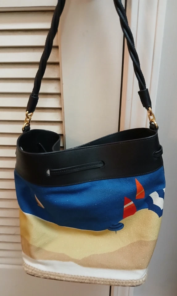 Bolso de Mano Lauren Ralph Lauren Lona/Cuero de Vaca Cubo Cordón Escena de Playa Foto 2 de 4