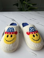 Women s Slip-On Slippers White/Blue Patriotic Smiley Face Embroidered 7-8