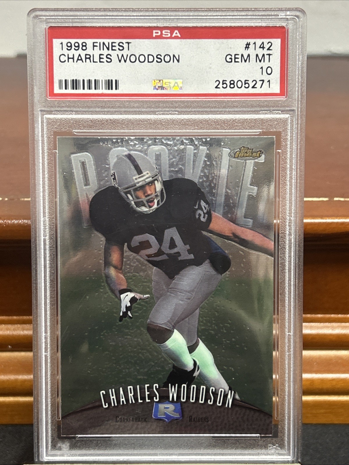 Charles Woodson - 1998 Topps Finest #142 PSA GEM MINT 10 🔥Raiders HOF RC🥵