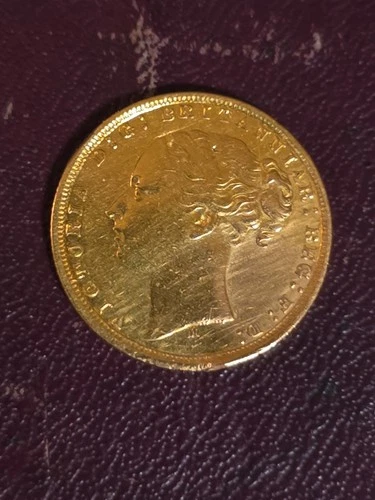 1875 Victoria Gold Sovereign — photo from the most recent tracked eBay sale