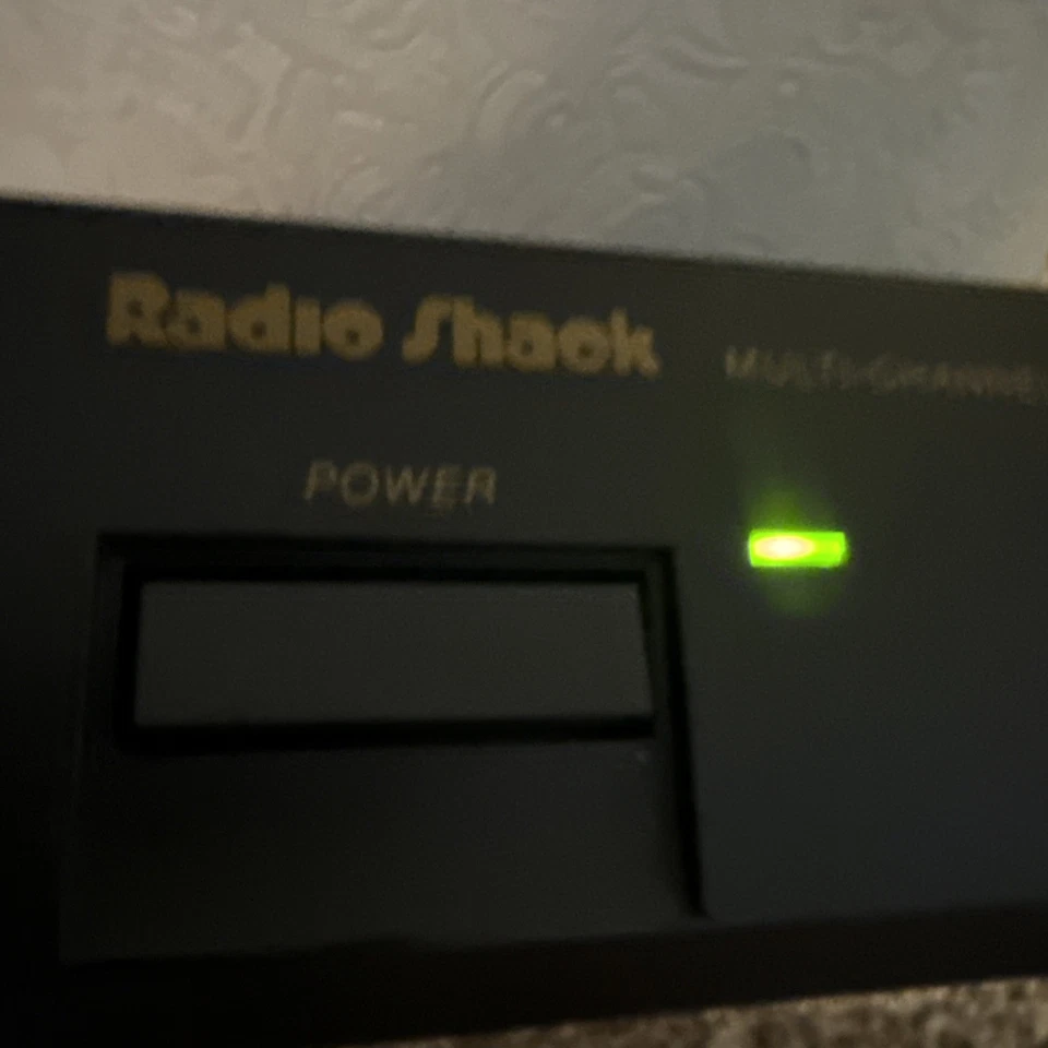 Radio Shack Multi Channel Professional Wireless Microphone Receiver Parts Only - Image 2 of 4