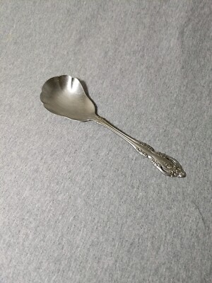 Oneida Shell Pattern Oneida Community Stainless 1 Large Casserole Shell Spoon in the Brahms ...