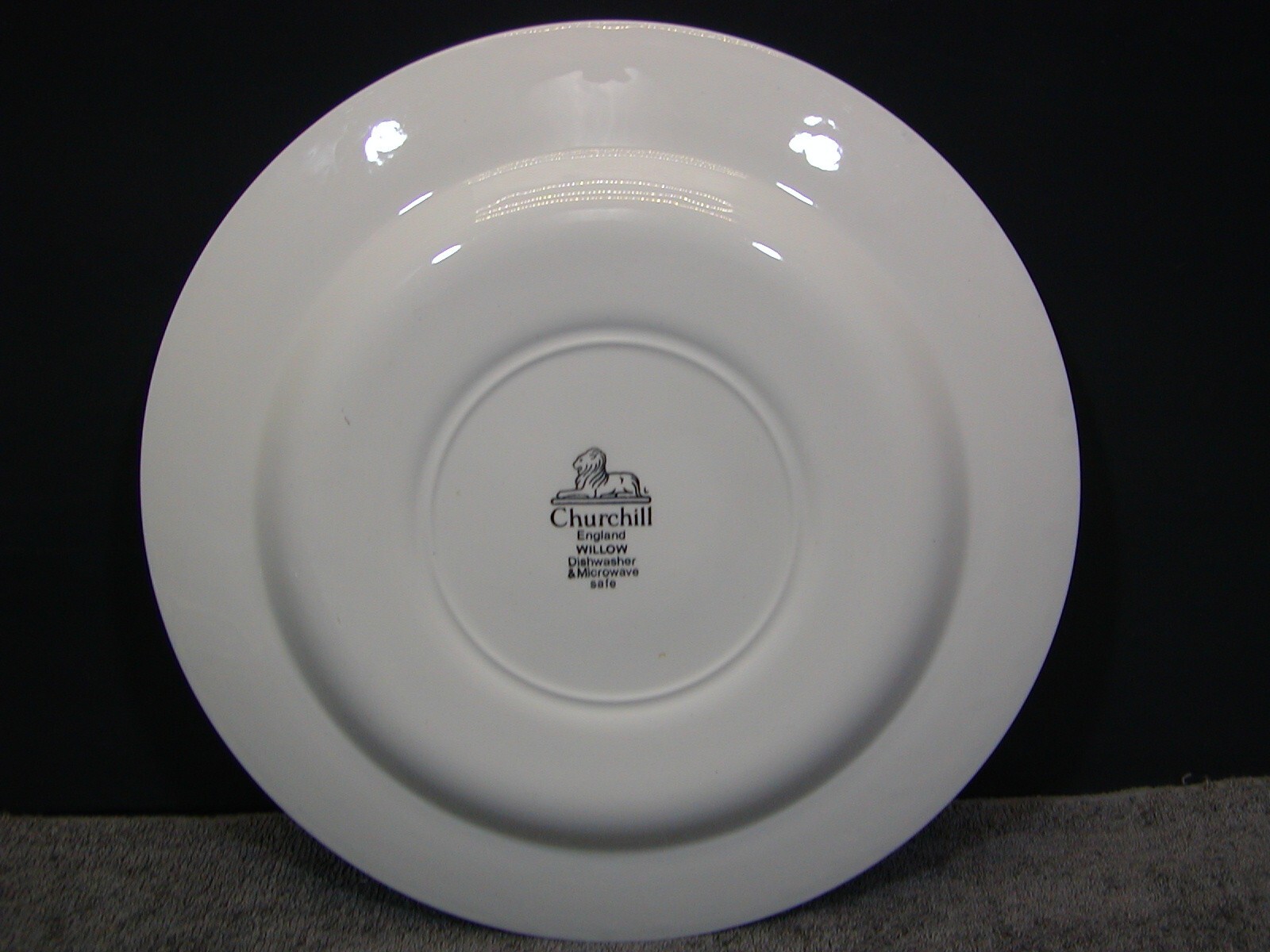 4 CHURCHILL BLUE WILLOW 10-3/8" DINNER PLATES ENGLAND