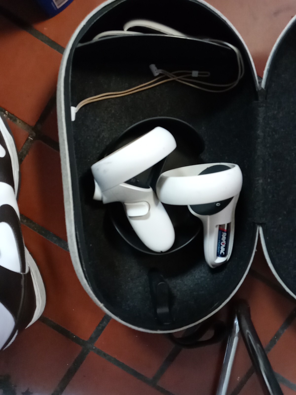 Oculus Quest 2 64GB Standalone All-in-One VR Headset KW49CM