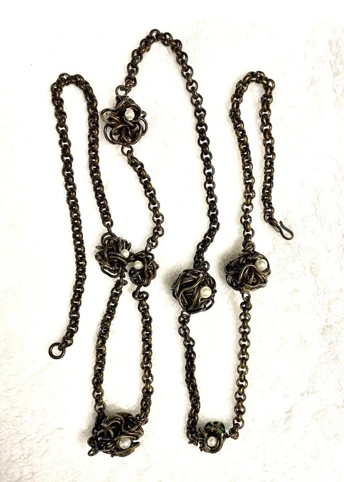 Vintage CHANEL 38" Chain Necklace/Belt Faux Pearl and Gripoix Paris Autumn 1997 - Image 3 of 4