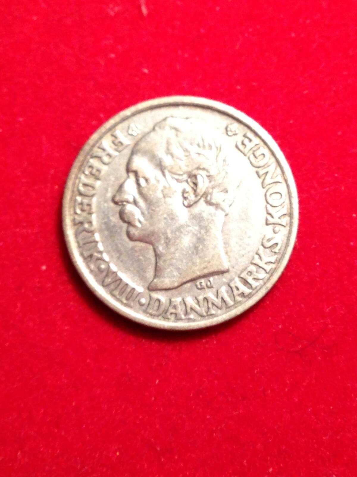 Picture 1 of 2