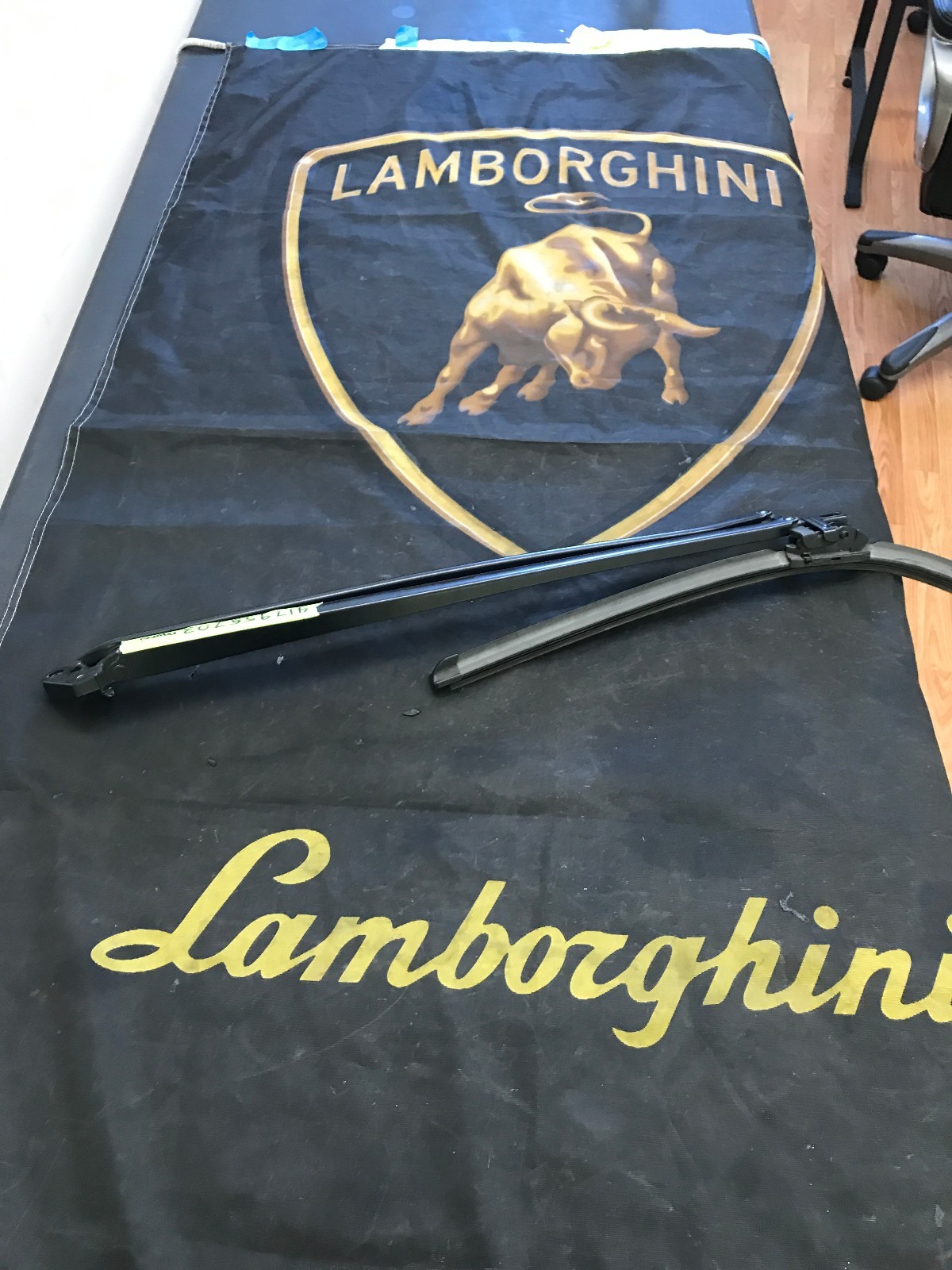 LAMBORGHINI MURCIELAGO LP640 WINDSHIELD WIPER ARM WITH  BLADE OEM 417955703
