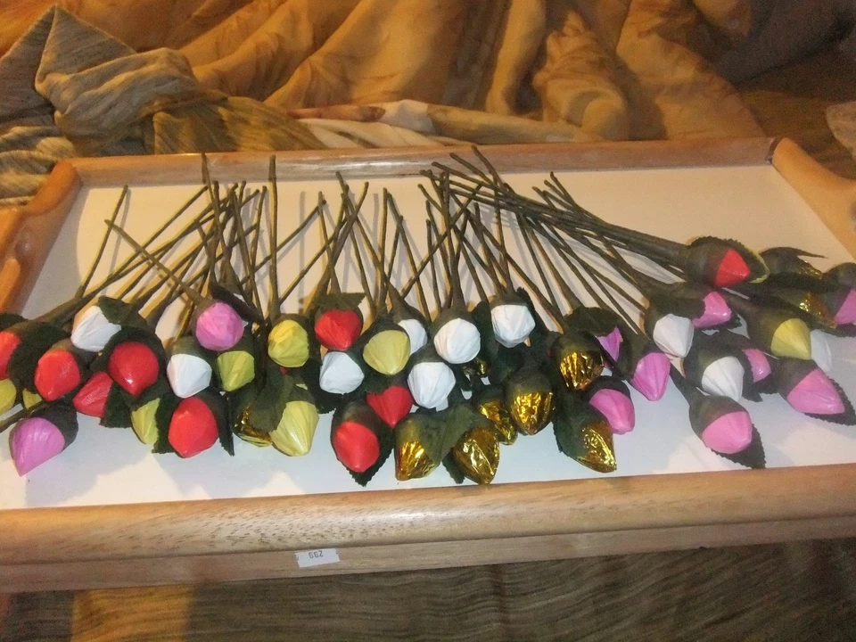 ROSAS CHOCOLATE 75 FAVORES BODA HERESHEY KISS CHOCOLATE rosa Foto 4 de 4