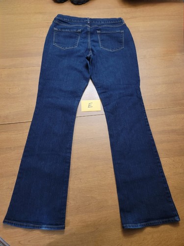 Old Navy Curvy, Mid Rise Girls Jeans, Size 8, Wide Leg - Picture 2 of 6