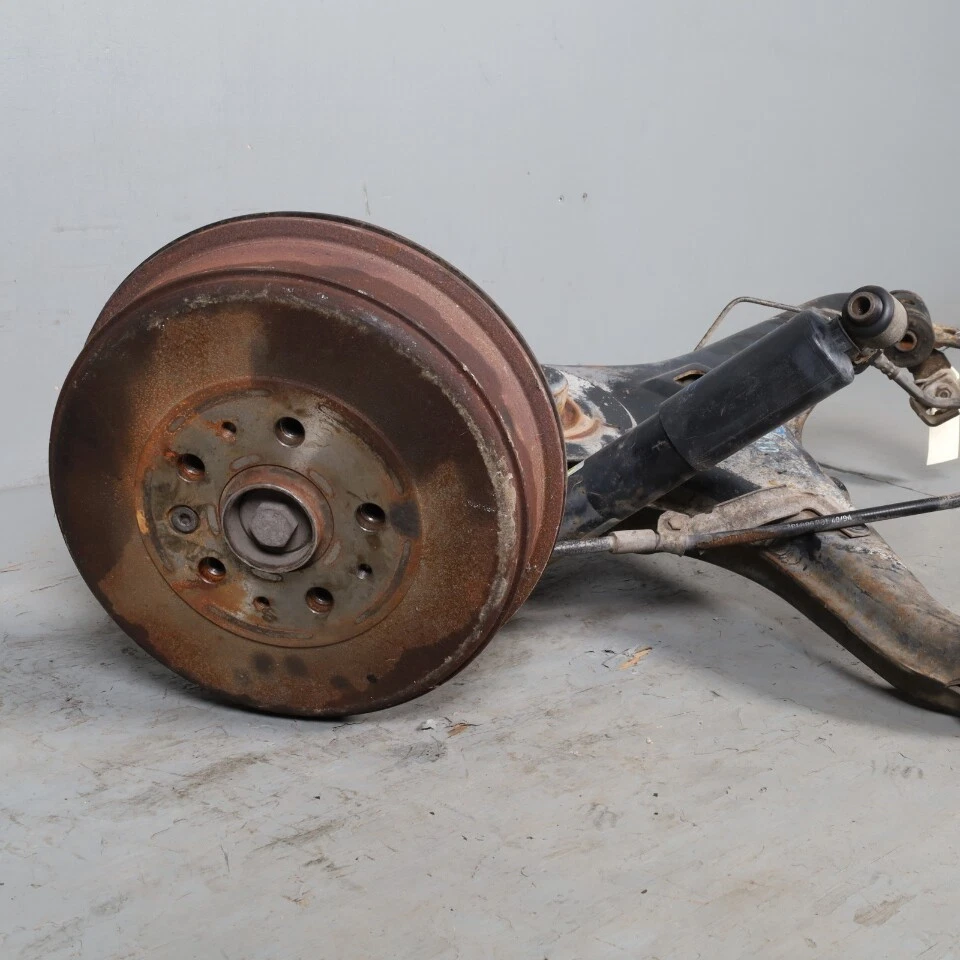 1992-1995 Volkswagen Eurovan Right Rear Trailing Control Arm 701501403F OEM Used - Image 3 of 4