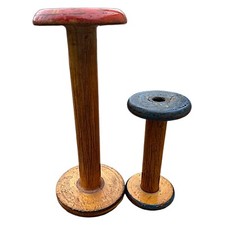 Vintage wooden industrial yarn spindle bobbin spool (lot of 2)